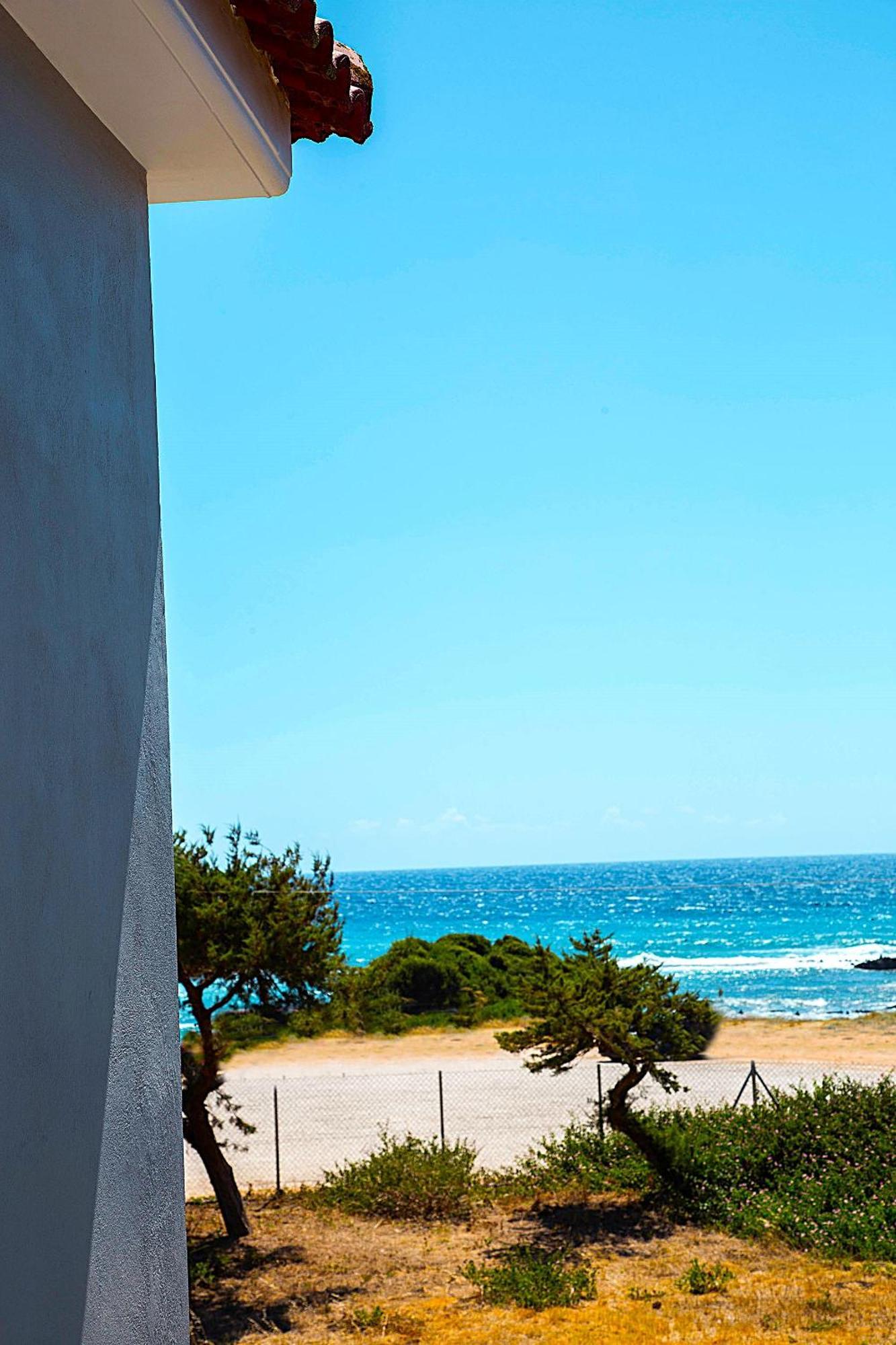 Romanos Beach Villas Екстер'єр фото