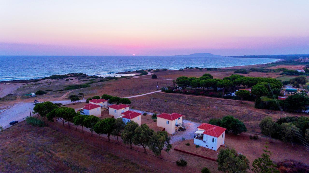 Romanos Beach Villas Екстер'єр фото