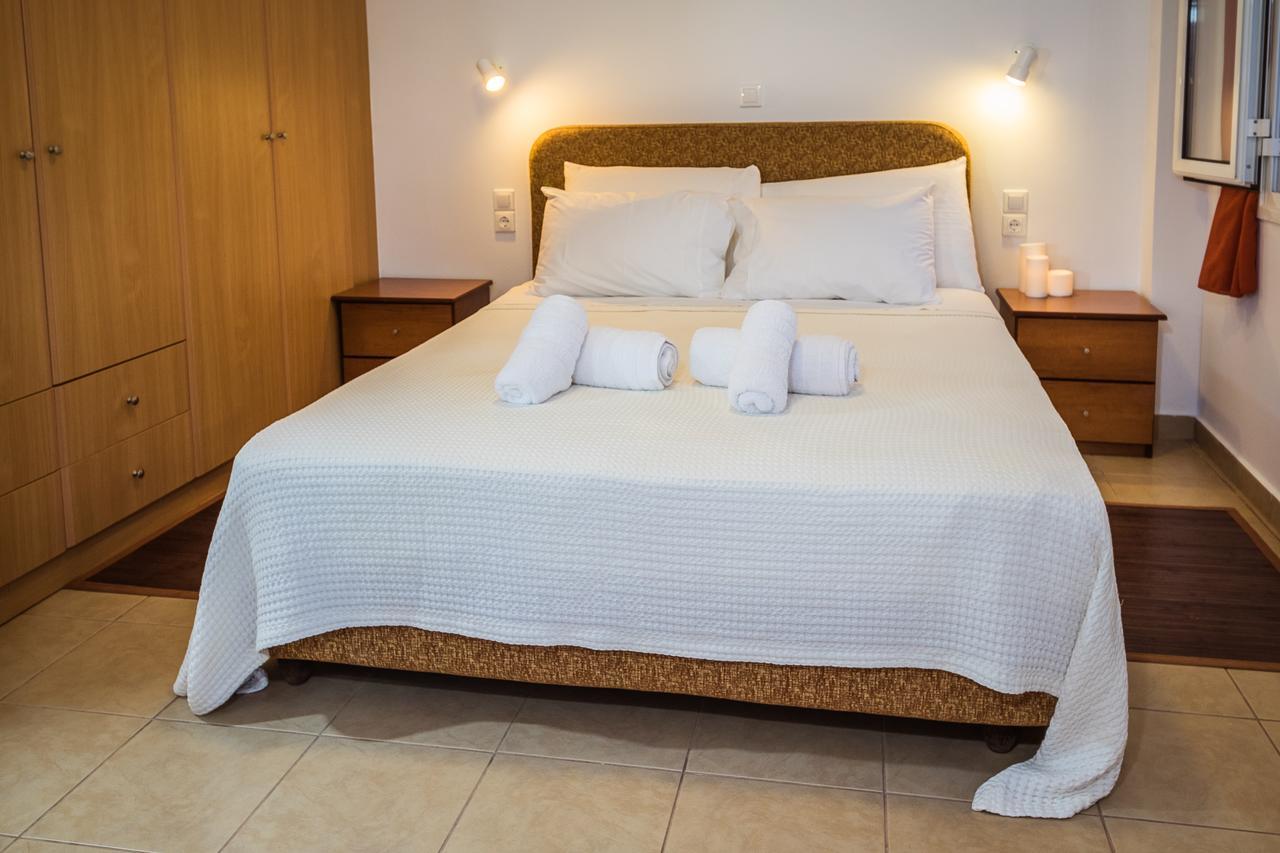 Romanos Beach Villas Екстер'єр фото