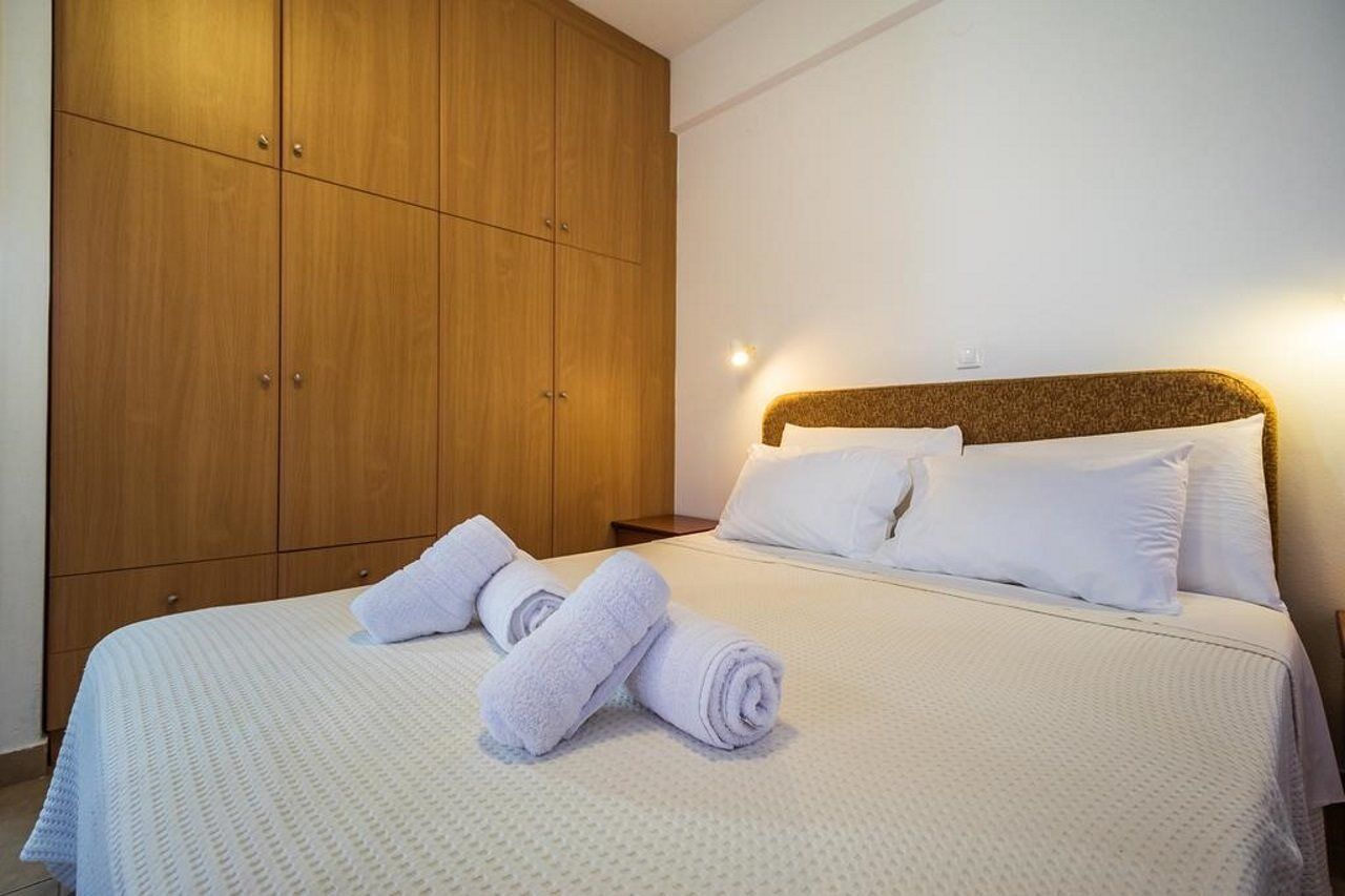 Romanos Beach Villas Екстер'єр фото